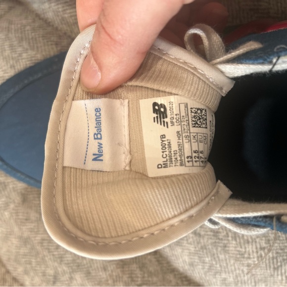 New Balance men’s size 13 sneakers - Picture 4 of 5